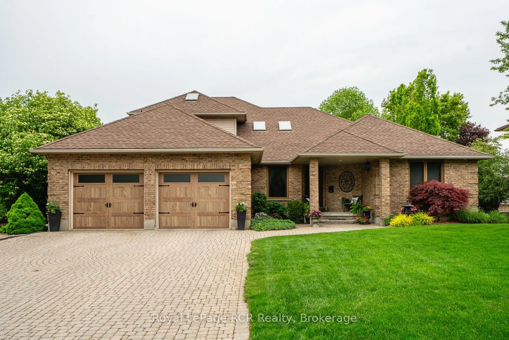 705 21st A Avenue, Hanover, ON N4N 3M2