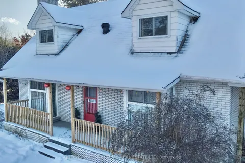 23 Sprucedale Avenue, Madawaska Valley, ON K0J 1B0