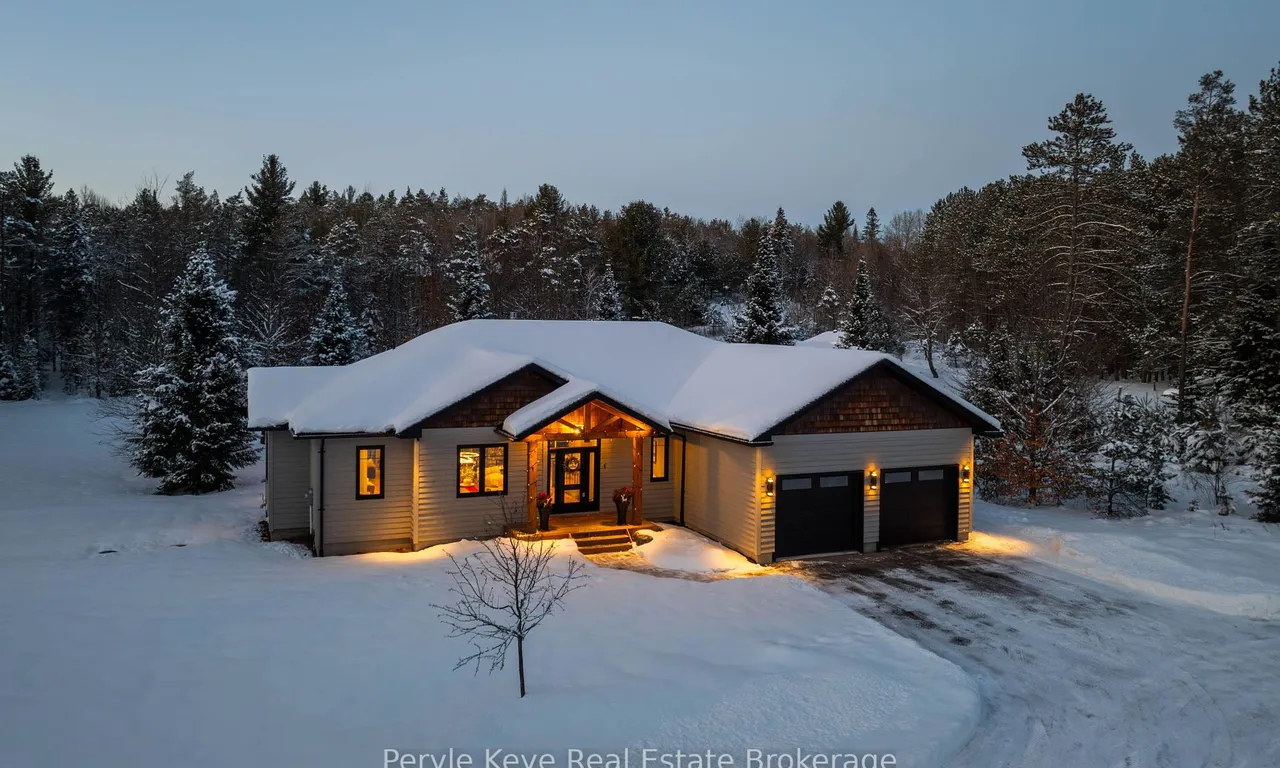 450 Fowlers Rd, Huntsville, ON P1H 2N5