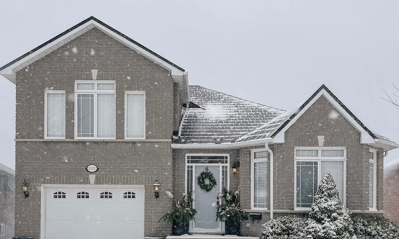 1111 Baker St, Peterborough, ON K9H 7R3