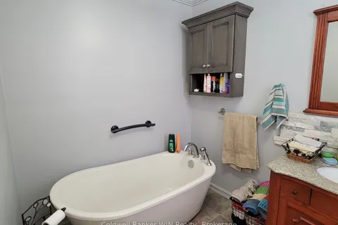 240 Egremont Street, Wellington North, ON N0G 2L2