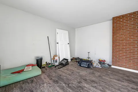 73 Renfrew Ave, Renfrew, ON K7V 2W7