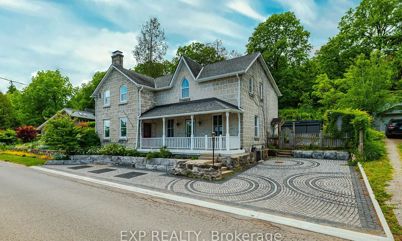 204 BARDEN St, Guelph/Eramosa, ON N0B 1P0