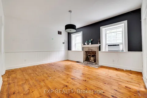 204 BARDEN St, Guelph/Eramosa, ON N0B 1P0