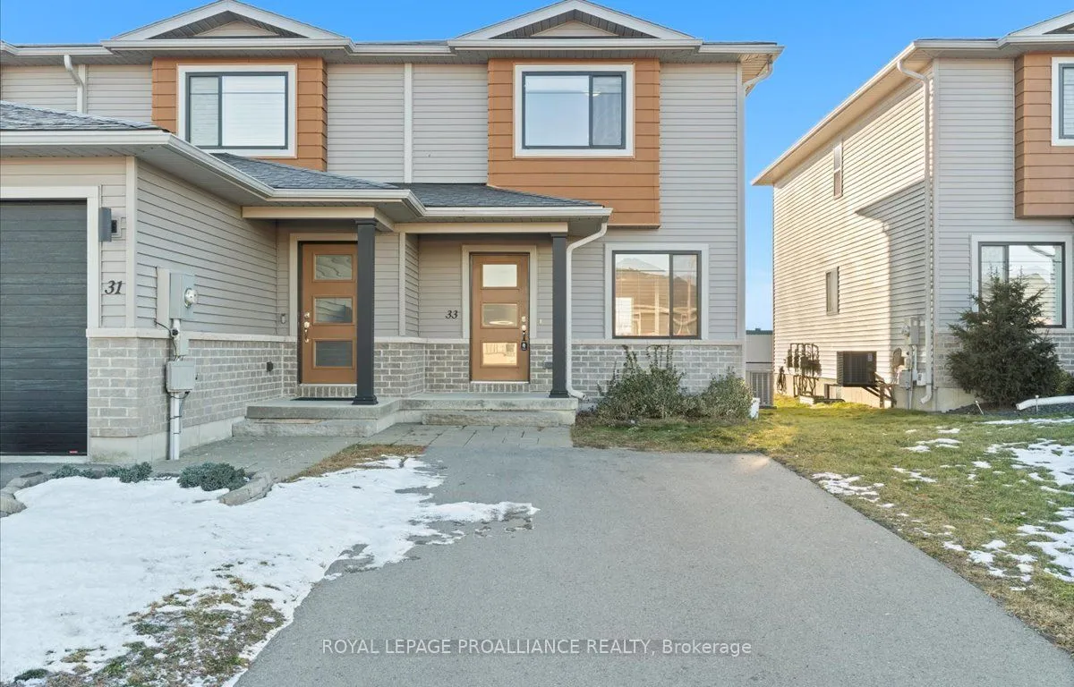 33 Ridgeway Pl, Belleville, ON K8P 5G3