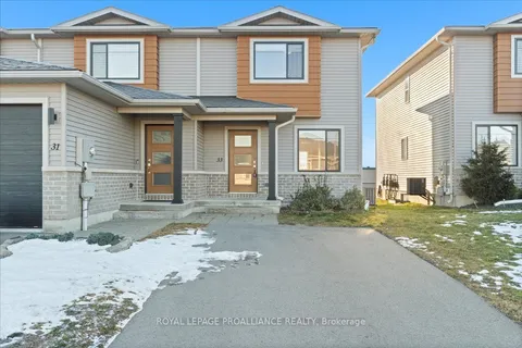 33 Ridgeway Pl, Belleville, ON K8P 5G3