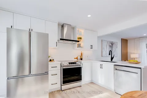 835 Sherbrooke St, Peterborough, ON K9J 2R3