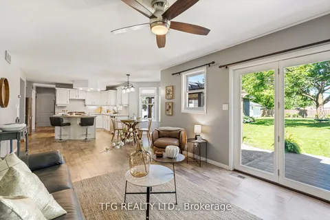 40 1/2 Riverview Rd, Kawartha Lakes, ON K9V 1B3