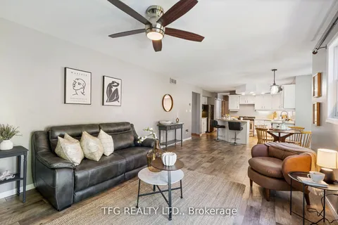 40 1/2 Riverview Rd, Kawartha Lakes, ON K9V 1B3