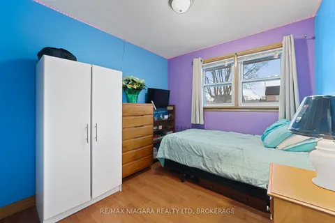 172 Queen St, Port Colborne, ON L3K 5J1