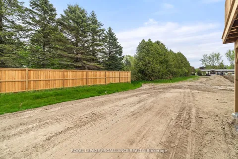 27 Clayton John Avenue, Brighton, ON K0K 1H0