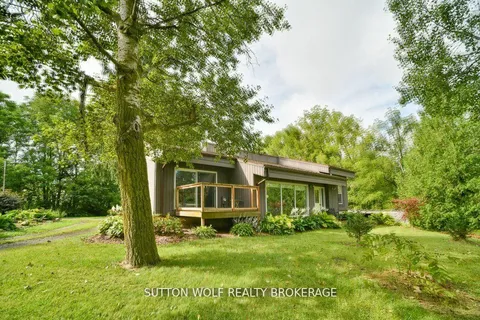 1471 Longwoods Road, Southwest Middlesex, ON N0L 2N0