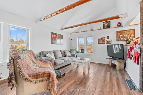 6394 Leveque Rd, South Frontenac, ON K0H 2W0