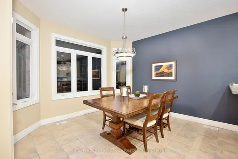 128 Sir Adam Beck Rd, Stratford, ON N5A 8C2