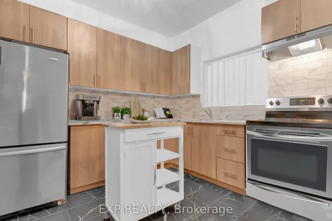 152 TERRACE HILL Street, Brantford, ON N3R 1G6