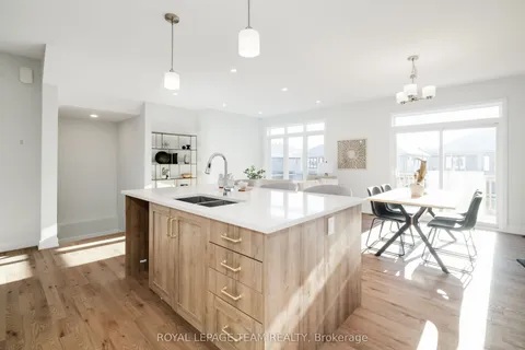 1005 MOORE Street, Brockville, ON K6V 7N1
