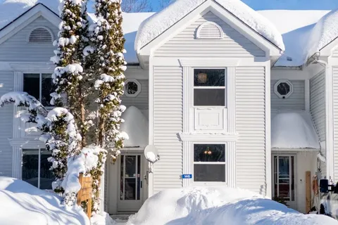 146 Fernwood Dr, Gravenhurst, ON P1P 1P4