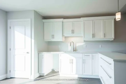 44 Mackenzie John Crescent, Brighton, ON K0K 1H0
