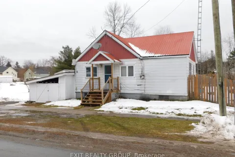 46 Hungerford St, Tweed, ON K0K 3J0