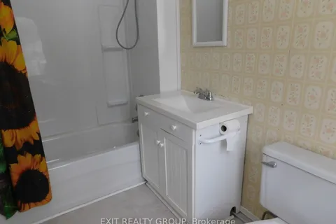 46 Hungerford St, Tweed, ON K0K 3J0