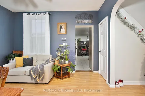 211 Wellington St, West Perth, ON N0K 1N0