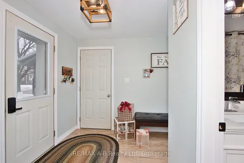 211 Wellington St, West Perth, ON N0K 1N0