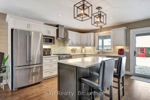975 Reserve Ave, North Perth, ON N4W 0B5