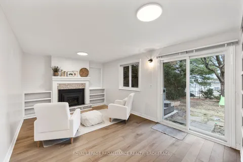 645 Sussex Blvd, Kingston, ON K7M 5A9
