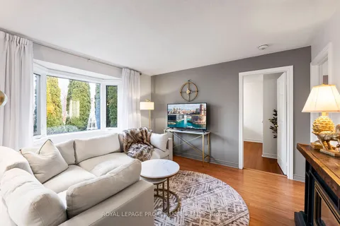 1 Lockwood Dr, Brighton, ON K0K 1H0