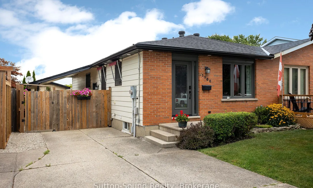 1160 12th St, Owen Sound, ON N4K 5Y6