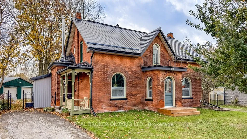 1083 Colborne St, Brant, ON N3T 5M1