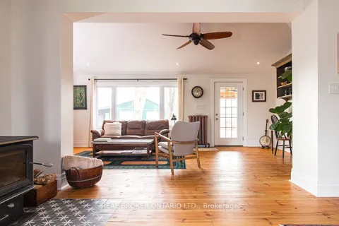 1083 Colborne St, Brant, ON N3T 5M1