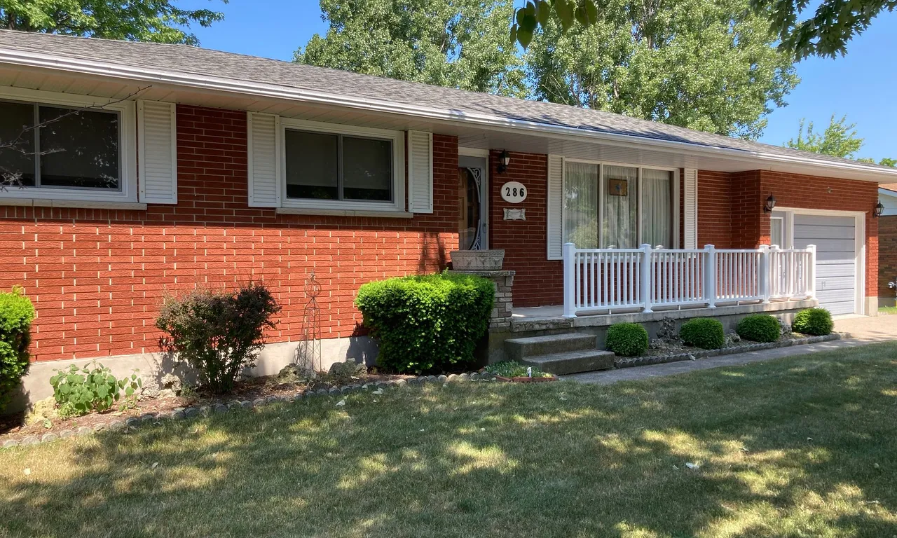 286 Alice St, Kincardine, ON N2Z 2P8