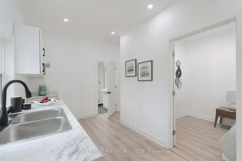 80 Waterloo St, Fort Erie, ON L2A 3J7