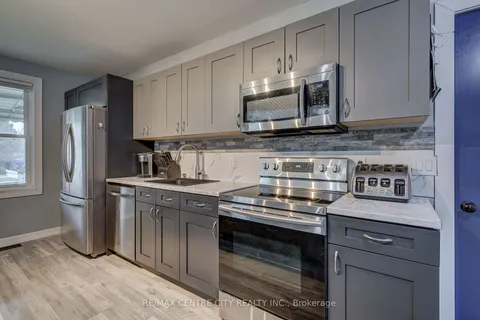 53 Park Ave, St. Thomas, ON N5R 4V9