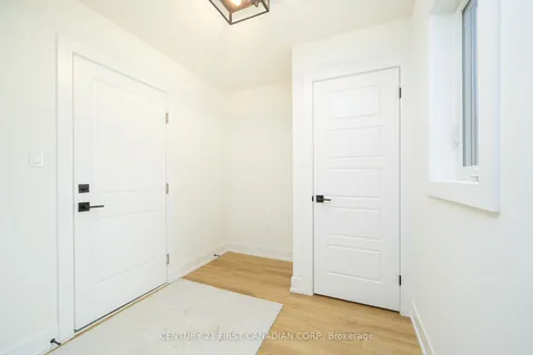 62 Postma Cres, North Middlesex, ON N0M 1A0