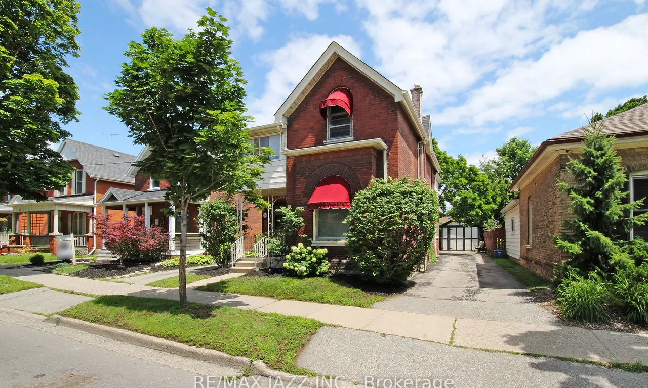 243 Brant Ave, Brantford, ON N3T 3J4