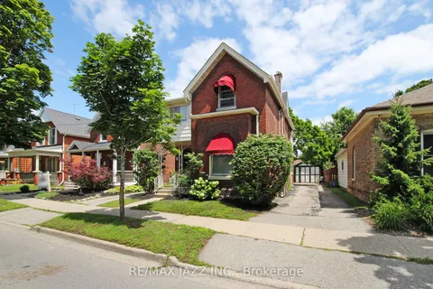 243 Brant Ave, Brantford, ON N3T 3J4