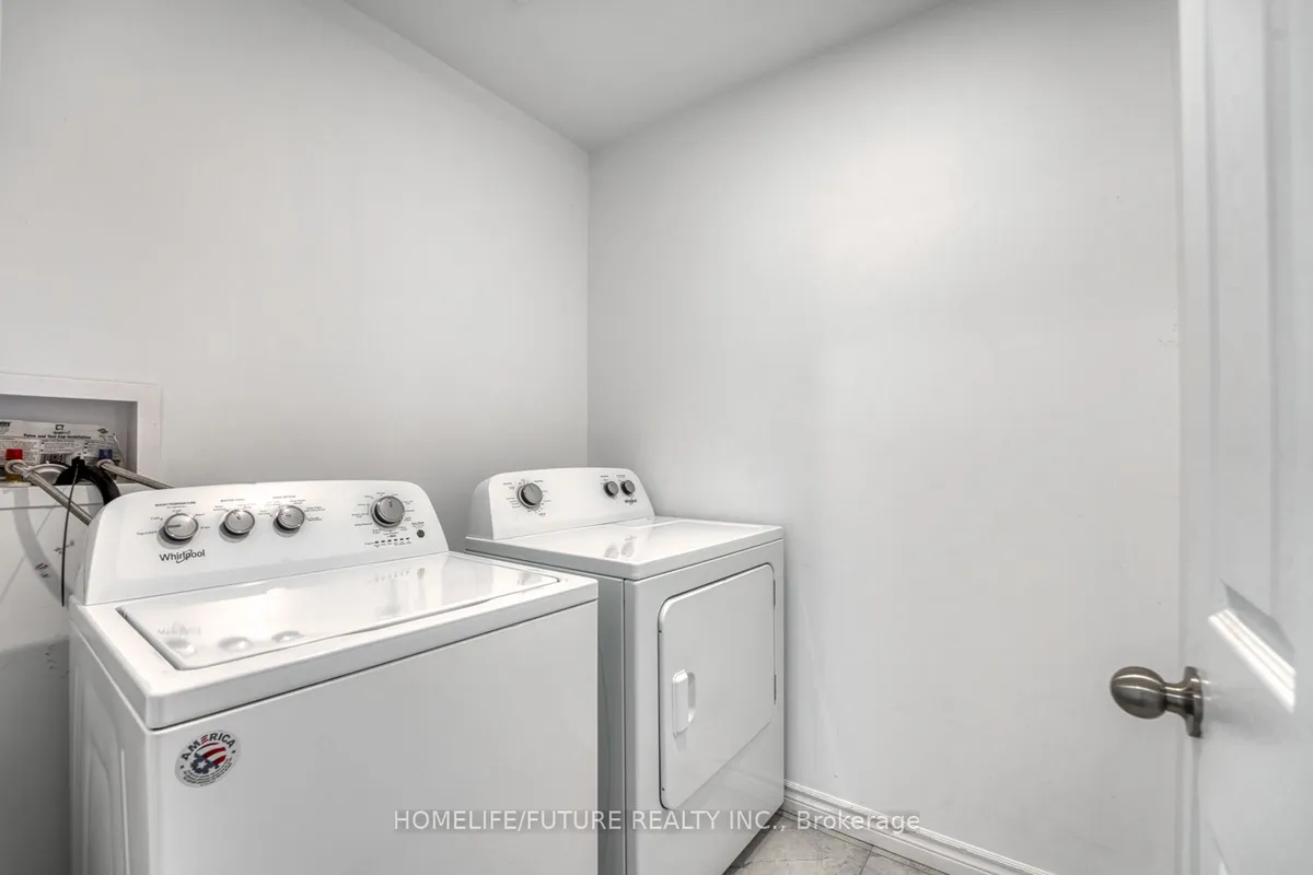 69 Brennan Crescent, Loyalist, ON K0H 2H0