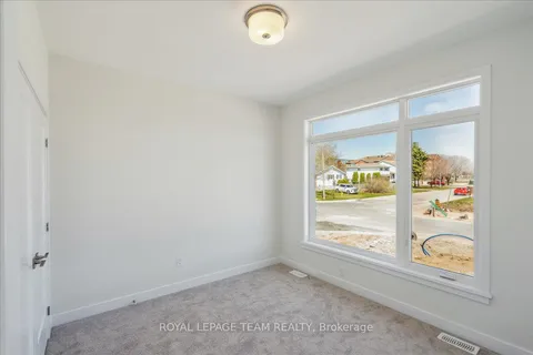 1070 Turner Drive, Brockville, ON K6V 7N1