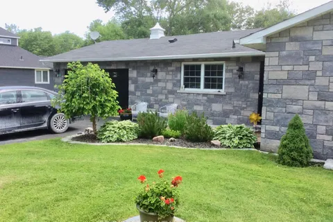 1873 Young's Point Road, ON K0L 2H0