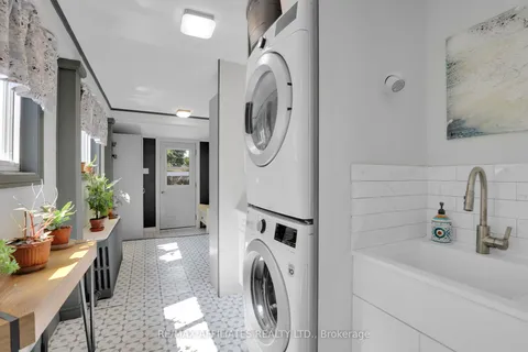 536 St Lawrence Street, North Dundas, ON K0C 2K0