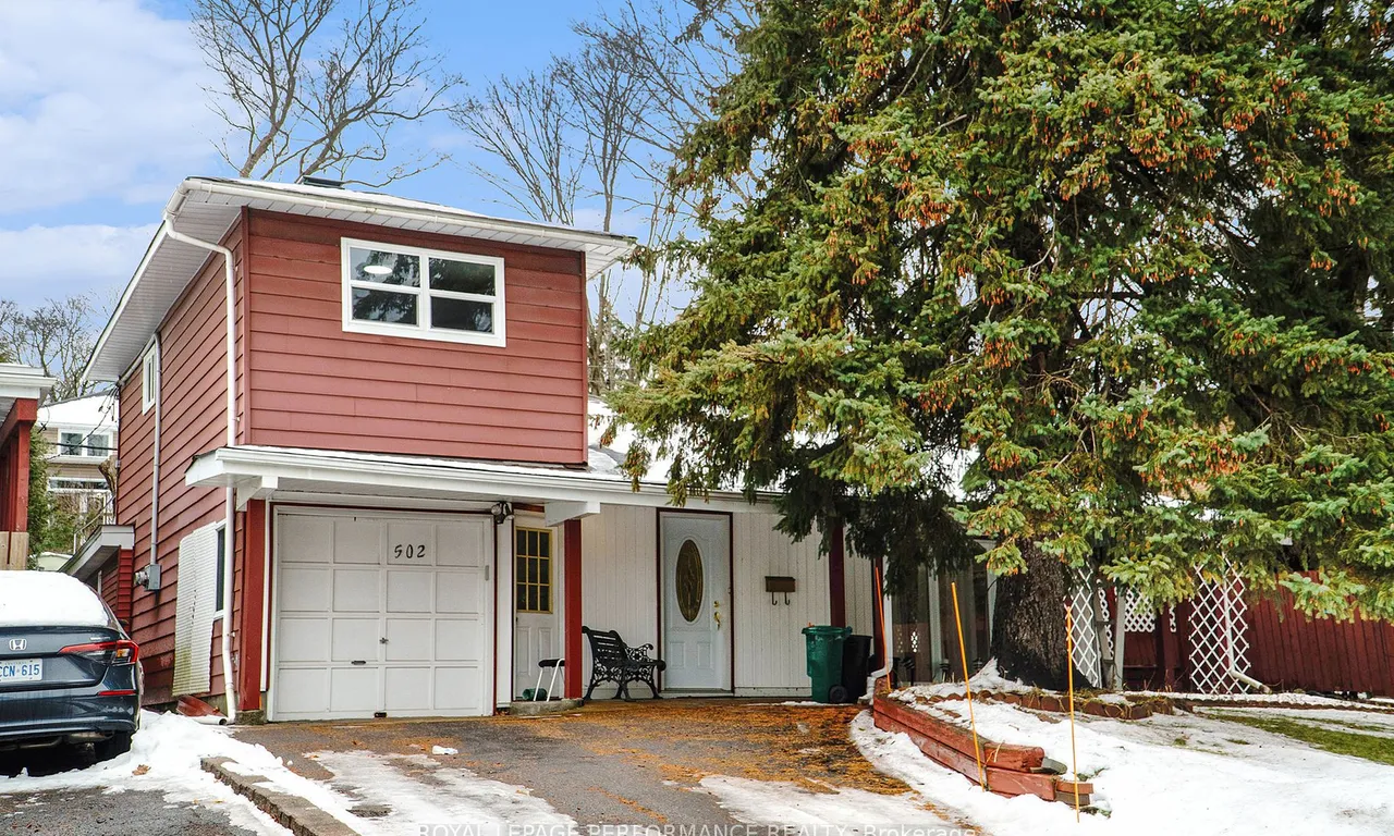 502 Coronation Ave, Alta Vista and Area, ON K1G 0M3