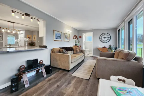 190 Pebble Beach Pkwy, Lambton Shores, ON N0M 1T0