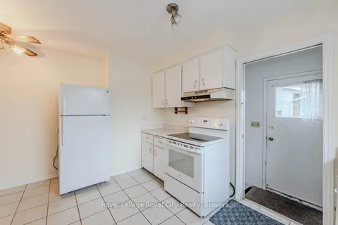 98 Glenburnie Dr, Guelph, ON N1E 4C8