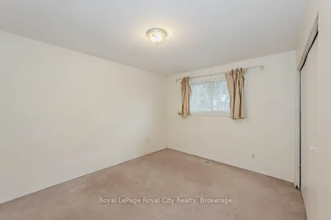 98 Glenburnie Dr, Guelph, ON N1E 4C8