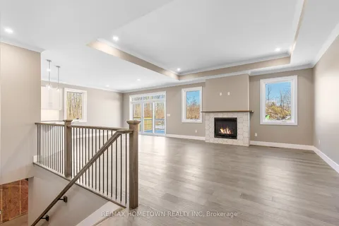 1071 Shearer Dr, Brockville, ON K6V 7K1