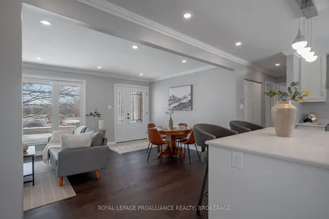 3613 Battersea Rd, South Frontenac, ON K0H 1X0