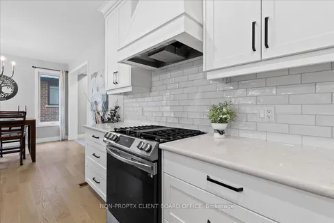 113 Livingston Dr, Tillsonburg, ON N4G 0J3