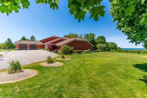 248 BRUCE ROAD 23 N/A, ON N2Z 2X6